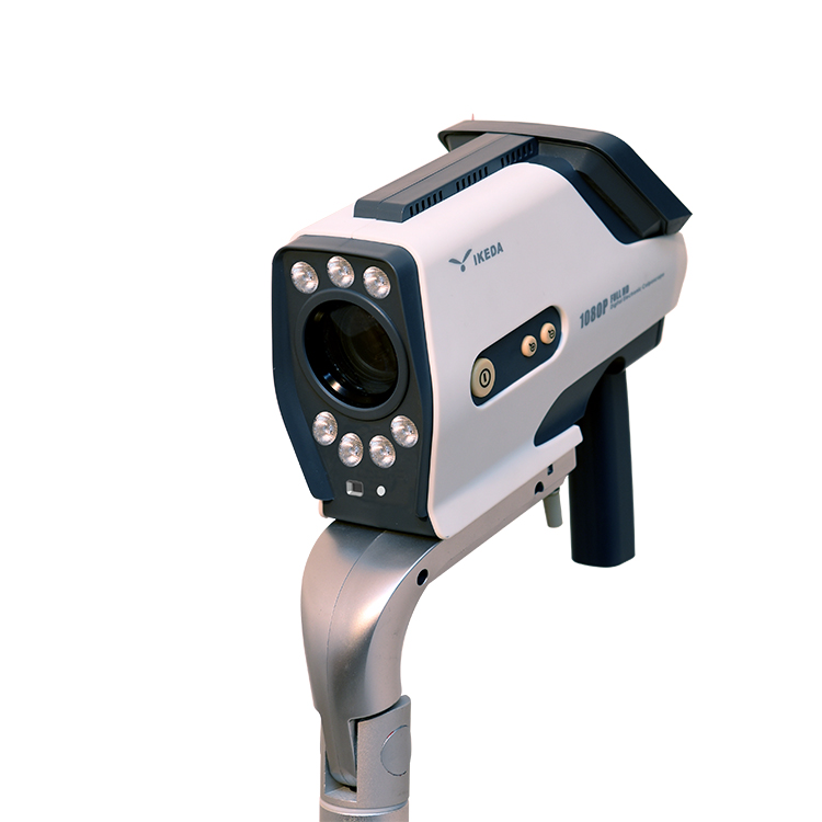 電子陰道鏡攝像機(jī)的光源如何選?。?/></p><p>陰道鏡檢查在臨床中是用于早期發(fā)現(xiàn)宮頸癌及陰道宮頸口的細(xì)微病變，這些病變的診斷是依據(jù)觀察血管的變化、病變的邊緣、病變的顏色及碘染色的變化而確立的，陰道鏡就是通過照明和放大來捕捉這些變化，所以光源和攝象系統(tǒng)的質(zhì)量就成為陰道鏡質(zhì)量的標(biāo)識(shí)。目前市場(chǎng)上光源包括鹵素?zé)?、LED燈，電子陰道鏡攝像機(jī)的光源如何選取呢？小編為大家簡(jiǎn)單介紹一下。</p><p>目前大多數(shù)電子陰道鏡都是采用LED等，為什么不選擇鹵素?zé)裟兀饕幸韵聨c(diǎn)：</p><p>1、一般采用15-50W不等的鹵素?zé)?，為陰道鏡的攝像機(jī)提供照明光源，如此大功率的燈泡，容易產(chǎn)生高溫。<br style=