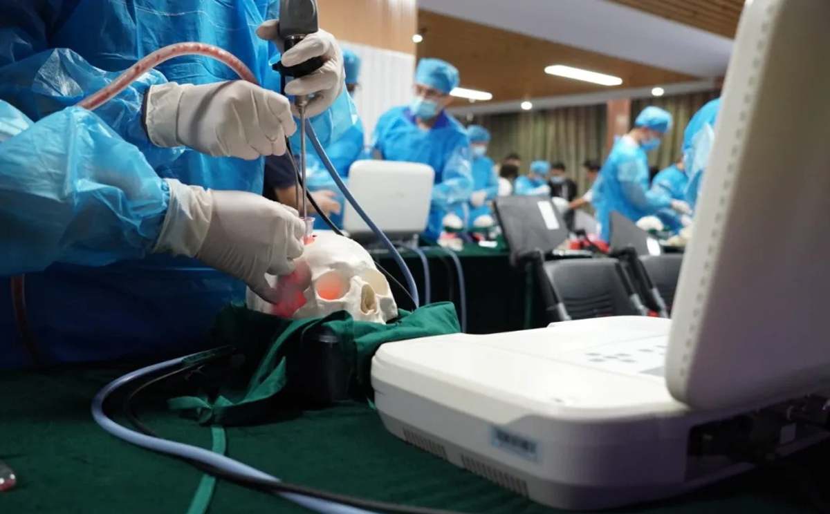 內(nèi)窺鏡攝像系統(tǒng)有什么用？選擇哪個(gè)品牌？