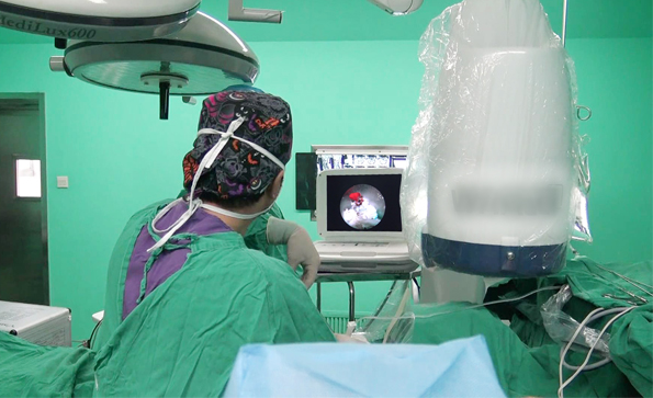 椎間孔鏡：椎間孔鏡與UBE技術區(qū)別？